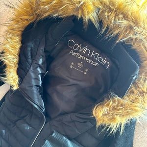 Calvin Klein Womans Winter Jacket with Fur Hood SIZE MEDIUM